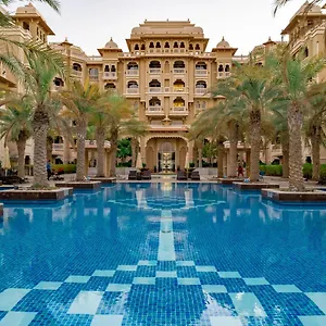 Apartment Higuests - Luxurious 1br In Palms With Private Access, Dubai
