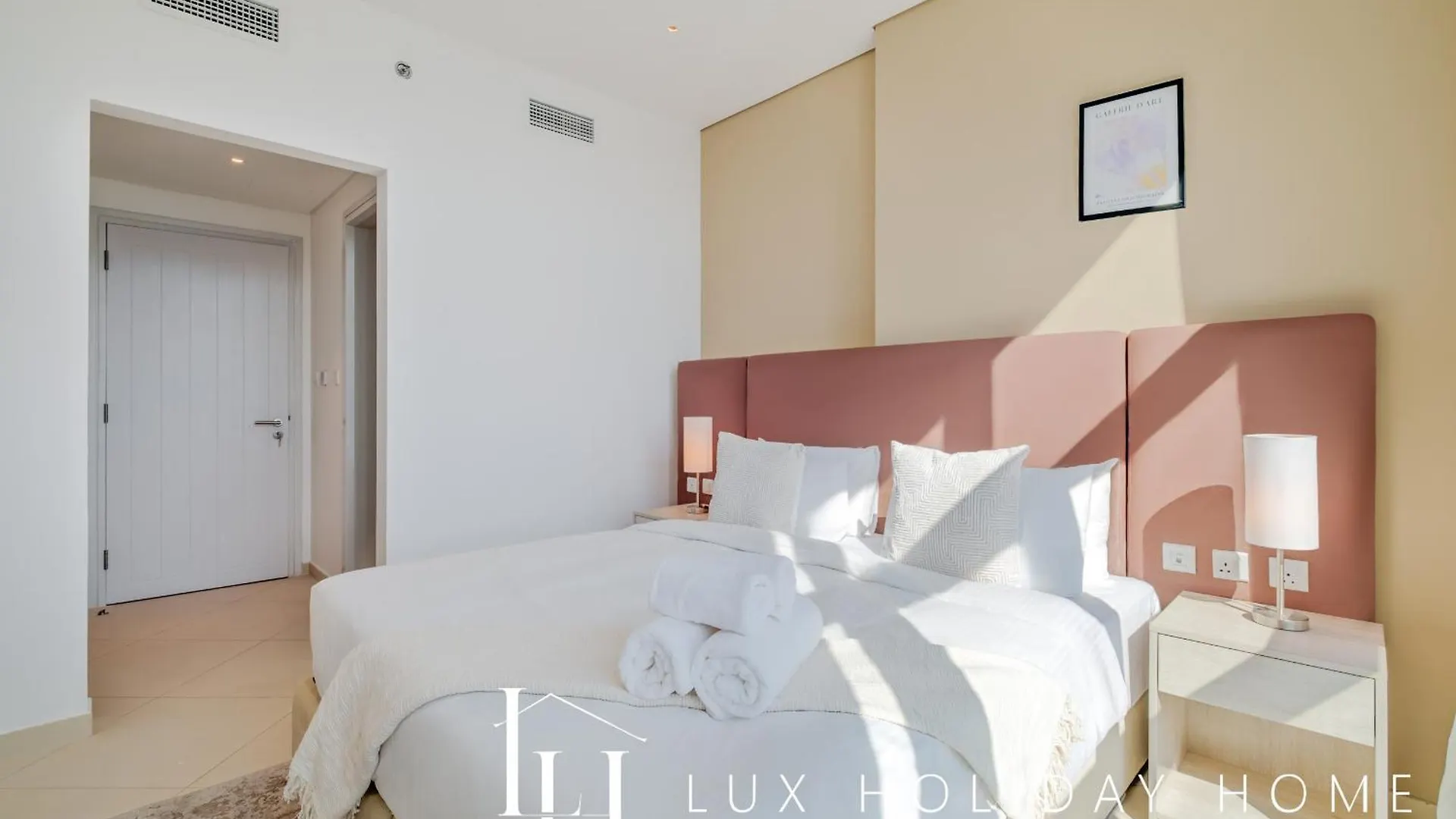 Lux The Seven Palm Sea View Suite Dubai