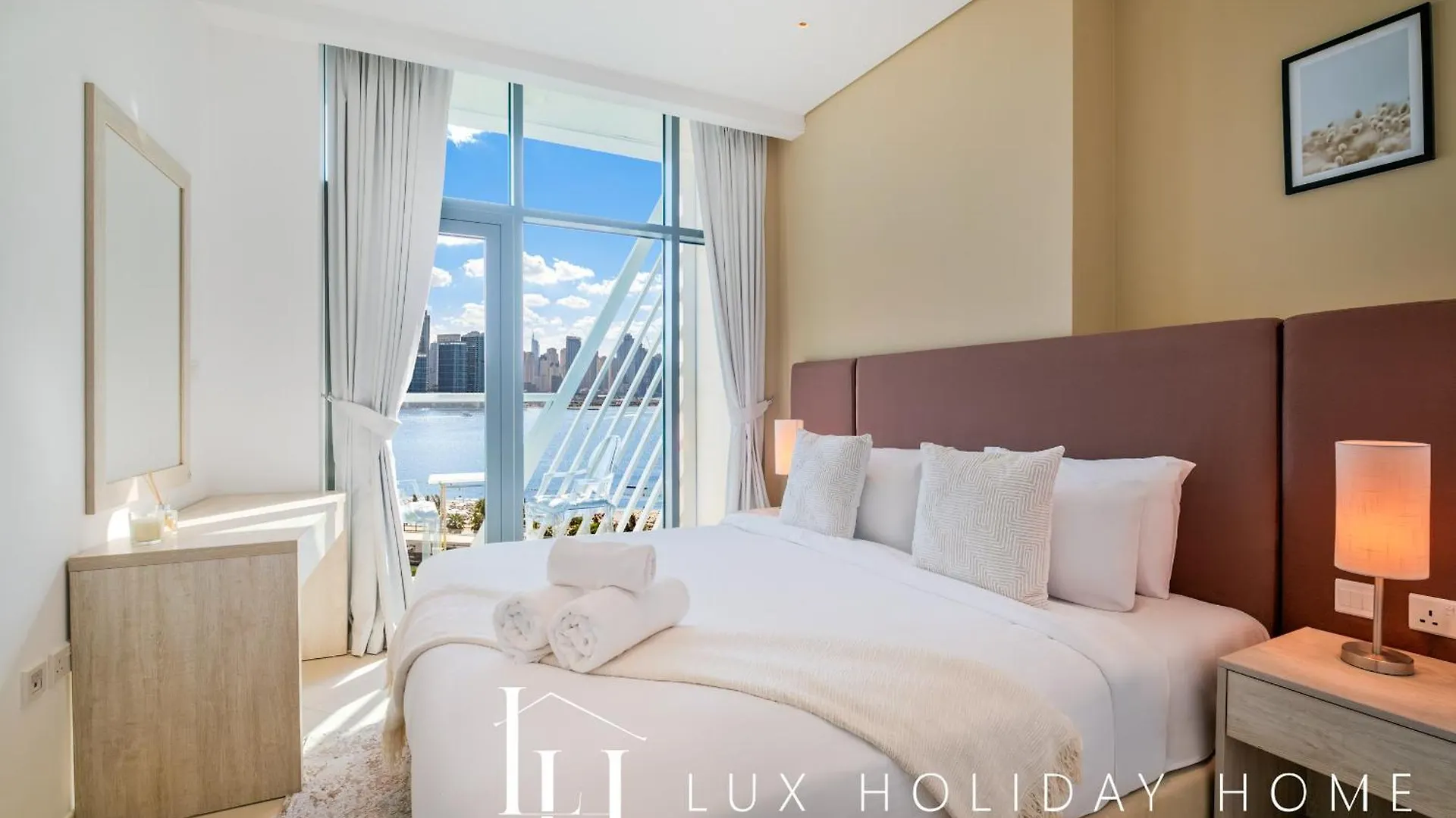 Lux The Seven Palm Sea View Suite Dubai Apartment