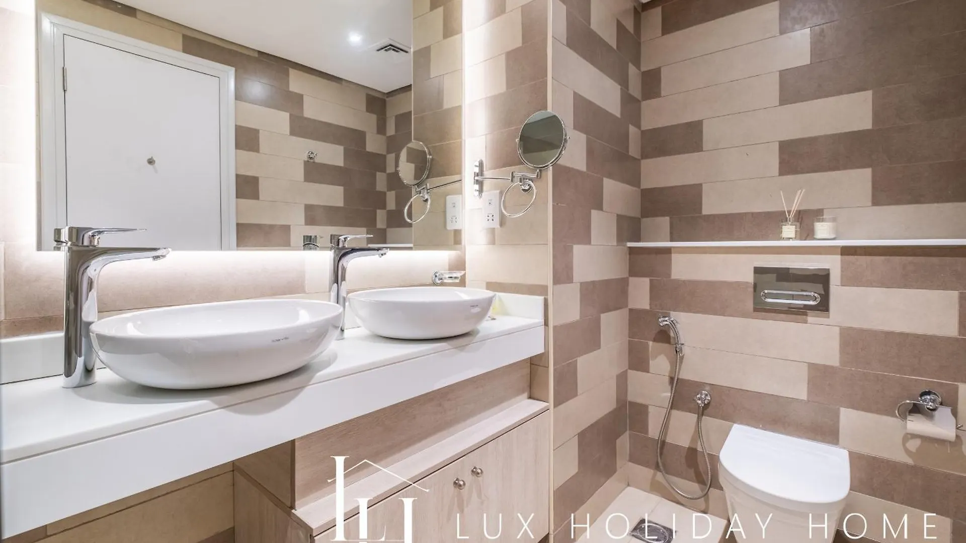 Apartment Lux The Seven Palm Sea View Suite Dubai United Arab Emirates